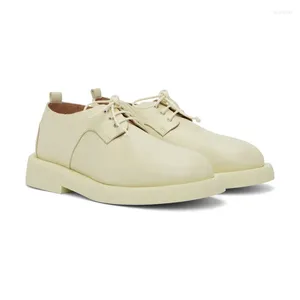 Scarpe casual beige mocassini allacciati uomini uomini in pelle di lusso di lusso sneaker in pelle traspirante