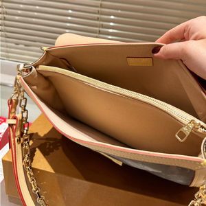 24SS Women Dauphine Duste Bags Bag Crossbody Bag للسيدات المصمم المصمم Handbag Card Holder Outdoor Travel Wallet Messenger Ikln