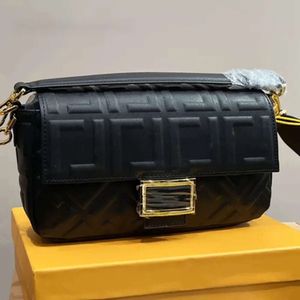 Fendibags مصمم أكياس حمل Fendidesigner Bage Baguette Bag Crossbody Bags Luxury Hand Handbags Classic Messenger Ladies Ladies Ladies 7213