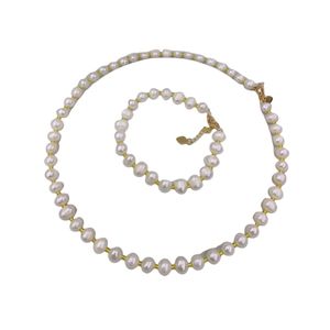 Pearl smycken sötvatten pärlhalsband armband uppsättning för kvinnor 7-8 mm vit pärla mode enkel trend guld inlay hantverk halsband smycken gåva