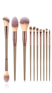 10 pezzi Champagne Gold Makeup Brush Set Foundation Polveri sciolti con ombrello ombrello Kit di pennello Beauty Cosmetic Strumenti di cosmetico Set7557182