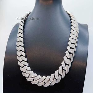 인기 힙합 쿠바 링크 체인 18mm 3rows S925 D 컬러 Moissnaite Cuban Chain 목걸이 GRA 인증서