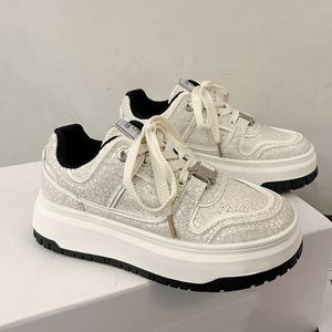 Stampa elefante piccole scarpe bianche per la nuova primavera delle nuove scarpe versatili di nicchia con sola scarpe da tavolo sportivo casual