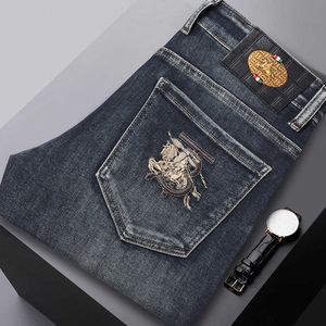 Herr jeans designer höst/vinter nya mäns jeans elastiska modemärke smala passform små fot höga jeans för män