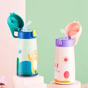 Gianxi Kids Edelstahlstroh Stroh Thermosemien Becher mit Gehäuse Cartoon-Lecksoßer Vakuumkolben Kinder Thermalwasserflasche Thermocup 240416