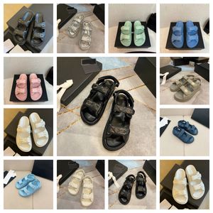 Tasarımcı Chanells Sandals ünlü kadın slaytlar Sandale Düz Terlik Kaydırıcıları Ayakkabı Alt Flip Flops Yaz Günlük Plajı Sandal Gerçek Deri En Kalite
