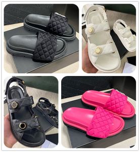 Slipare Summer Slides Women Platform Sandaler Classic Beach Outdoor Scuffs Sandaler Denim präglade mjuk platt toffel diamantinställning med lådor