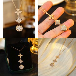 Jewelery Designer Three Flower Pendant Necklace Diamond Crystal for Women Classic Brand Gold Gift with Box Original Quality