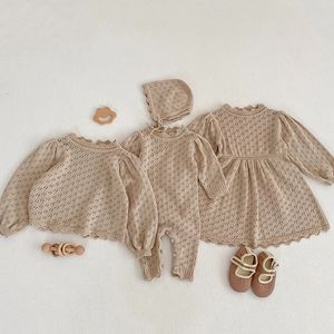 Spring Autumn born Baby Long Sleeve Solid Color Knitting Hollow Out JumpsuitHat Baby Pullover Tops Girls Knitting Dress Set 240507