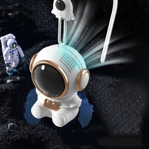 Mini ricarica USB a sospensione di astronauta Piccola ventola elettrica senza pale a cinque velocità Cartoon portatile 240422
