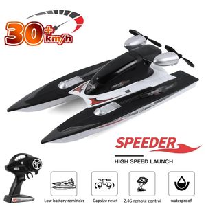 30 KM/H RC Boat 2.4G RC High Speed Racing Boat Waterproof Model Electric Radio Remote Control Jet Boat Gifts Toys for Boys 240417