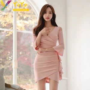 Party Dresses Elegant Black Pink Ruffled V-Neck Off Shoulder Flare ärmar Oregelbunden klänning Korean Slim Bodycon Chic 2024