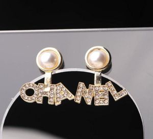 23SS Mixed Fashion Letters Stud Small Sweet Wind Luxurious 925 Silver Designer Women Crystal Rhinestone Pearl Earring smycken ACCE1699682