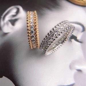 Designer High Version 925 Pure Silver Van One Row Ringfinger mit 18 Karat Gold Kaleidoscope Perlenkante Voll Präzision