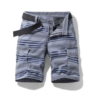 Shorts masculinos Novo verão casual de mangas curtas Moda de moda listrada de algodão joelho de joelho militar berze bermuda q240427