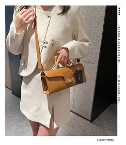 Depolama çantaları Kadınlar için kadın el çantası metal sap deri tasarımcı crossbody moda trend omuz çantası