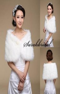 2015 New White Pearl Bridal Wrap Shawl Coat Jackets Boleros encolhe os ombros regulares de peles falsas para a festa de casamento 17004 1245947