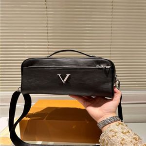 23SS Herr- och kvinnors universella lyxdesigner Tote Bag Water Ripple Chain Bag Women's Tote Shoulder Bag Crossbody Bag DMRM