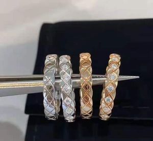 Diamantpaar Ringe charmant roségold 18K Silber Rhombus Charakter Titanium Stahl C Brand Ring Fashion Schmuck für Frau und Man8166299