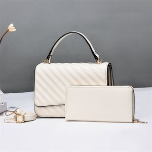 Frauen Umhängetasche mit Brieftasche Sommertasche mit 2024 Neuen trendigen und modischen Einzelschulter -Crossbody -Tasche Lady Clutch Handtasche viele Farben wählen