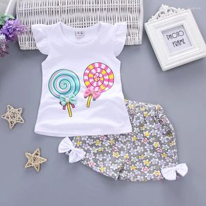 衣類セット2pcs/lot badage girlsの服セット袖なしロリープリントベストTシャツトップフローラルショートパンツ生まれの幼児トラックスーツ