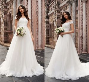 Off Shoulder A Line Tulle Wedding Dresses Lace Appliqued Glamorous Boho Garden Bridal Gowns Modern Ivory Long Court Train Women Vestidos De Novia Plus Size CL3535