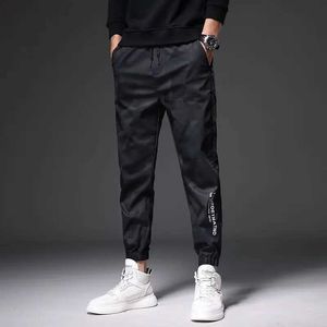 Mäns byxor Spring/Summer Work Pants Mens Casual Löst passande byxor som är lämpliga för överdimensioneradcutl2404