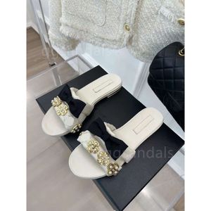 Die schönsten Hausschuhe Maultiere Rich Blumenschuhe schwarze Perle Diamantschnalle Gleitsandalen am besten aussehend Slipper Größe 35-41