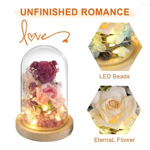 Dekoracyjne kwiaty urocze niedźwiedź wieczna róża w szklance z LED Flower Cover Zachowane róże Prezenty Girlfriend Valentines Prezent