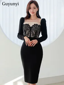 Casual Dresses Black Career Office Lady Dress Perspective Mesh O-Neck Back Puff Full Sleeves Lace Decoration Front High Waist Tight Party