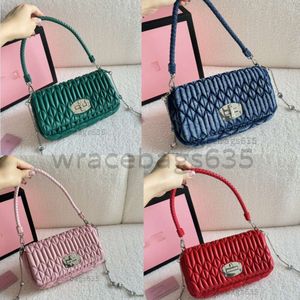 Borsa da donna squisita ed elegante per le spalle da donna con materiale in velluto con borse per secchio in stile a catena gemma