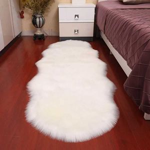 Carpets 2024 New Plush Soft Sheepskin Bedroom Carpet Imitation Wool Pad Long Hair Bedside Mat Sofa Cushion Rugs Living Room Fur Carpet