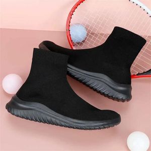 Sapatos casuais tamanho grande 42 corrida mulher vulcanize mocassins para mulheres 2024 tênis de golfe esportam sapateneis scarp