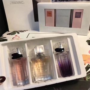 여성 향수 향기 3pcs/set 항생제 탈취제 EDP 스프레이 30mlx3pcs 천연 유니스, Cologne eau de parfum 오래 지속되는 향기.