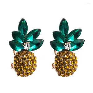 Studörhängen 2024 Summer Fashion Metal Rhinestone Pineapple Holiday Party Simple Jewelry Women's Cute Accessories Gift