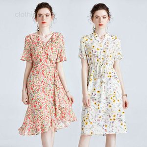 プラスサイズのドレス、高品質の女性用ドレス、桑シルクの夏のプリントAラインスカート