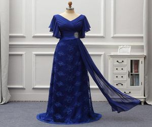 Yeni Gelişler Zarif Kraliyet Mavi Gelin Elbiseleri Anne Şifon ve Dantel Kısa Kollular Vneck Ruffles Floor -Menongt Akşam DRE6385772
