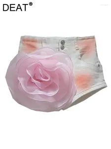 Jeans femininos S -SHORTS SHORTS DE CAIS BAIXA 3D FLORAL Decorar bolsos coloridos de colorido Summer Summer 2024 Tide 29L7239