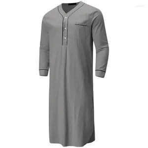 Roupa de linho de linho de gola alta masculina Rollo de manga curta Vestido noturno de longa noite, camisa solta Kaftan thobe com bolso