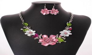 3SET Europe and America Fashion Sweet Temperament smalto fiori con orecchini in cristallo set MS Gioielli Gift4600718