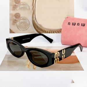 Óculos de sol luxuosos, glasses de sol que gastadores de sol para mulheres, tendências de tendência de gama de tendência de gama de presentes, sombreamento da praia, proteção de óculos polarizados de proteção UV