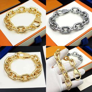 Jewelery Designer Bangle Bracelet Gold for Women Higher Quality Christmas Gift Dinner Wear with Box Original Quality