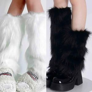 Kadınlar SOCKS Japon Beyaz Sahte Kürk Boot Kapakları Y2K Goth Katı Punk JK diz boyu Hiphop Kız Moda Sıcak Çorap