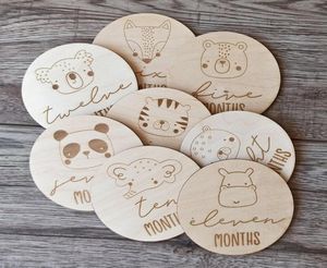 Party Supplies Wood Monthly Milestone Card Baby Props Nyfödda POGRAPI Födelsedagsgåvor Animal Beer Milestone Discs7523237