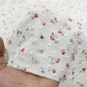 3/5/10m blommigt vitt bomullstyg av mätaren - Små blommavtrycksklänningar Symaterial Barnduk 240422