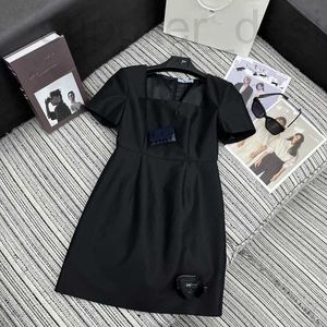 Urban Sexy Dresses designer Spring and summer new Nanyou PRA simple elegant style splicing square neck A-line skirt hem short sleeved dress for women MSRT