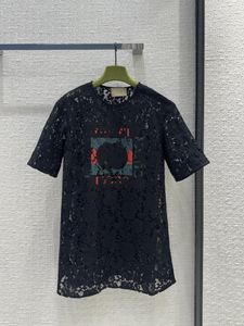 Märke samma stil kvinnors t-shirt 2024 ny vår sommar o nack kort ärm mode milan runway t-shirt designer topps 0427-12