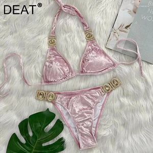 Damenbadebekleidungspunkte Mode 2024 Sommer Casual Bikini Set Velvet Halholter Verband Diamanten Badeanzüge Trendy Frau 11xx9157