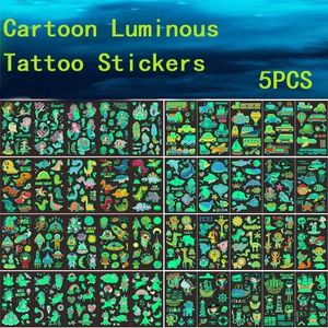 Transferência de tatuagem 5pcs New Childrens Cartoon Luminous Tattoo Stickers Growings Body Art Arm Tatoo Fake Tattoo temporário Mulher à prova d'água 240427