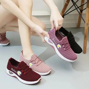 Scarpe casual sneaker per adulti da donna che running netta comoda alesa morbida singolo traspirante